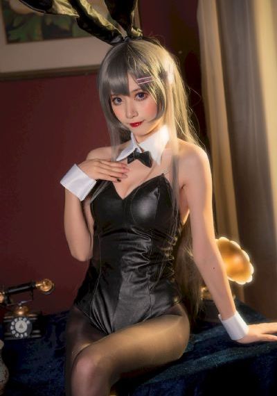女女女